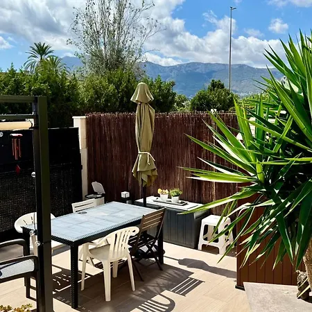 Apartment Datiler Vybdenia *